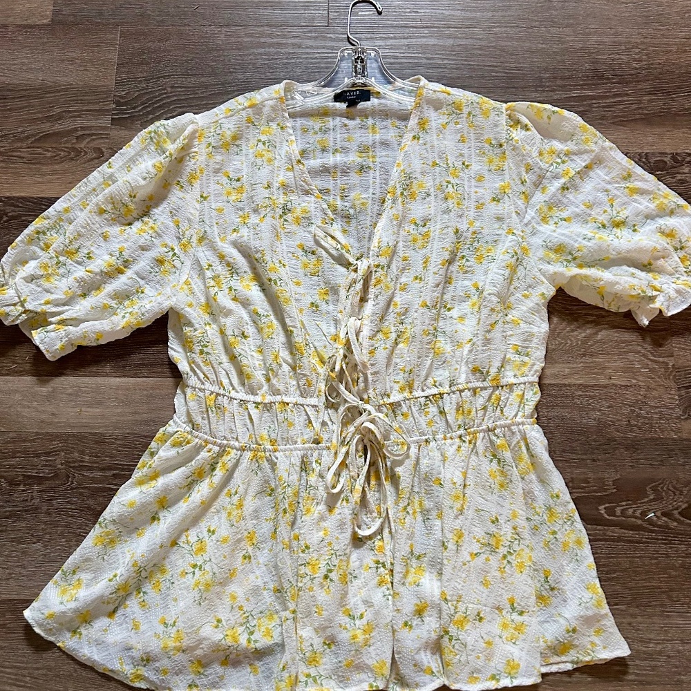 Haver London Women’s Plus Tie Front Floral V-Neck Top Sz 1X   18-20